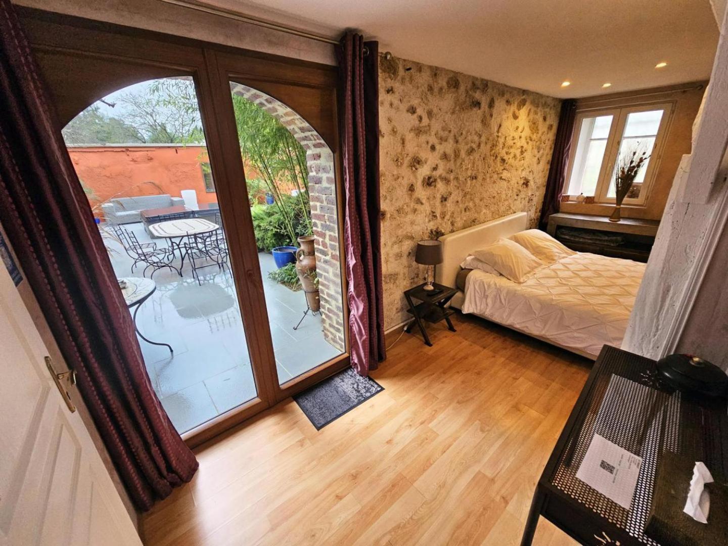 Le Corrigot Hotel Pierry Værelse billede